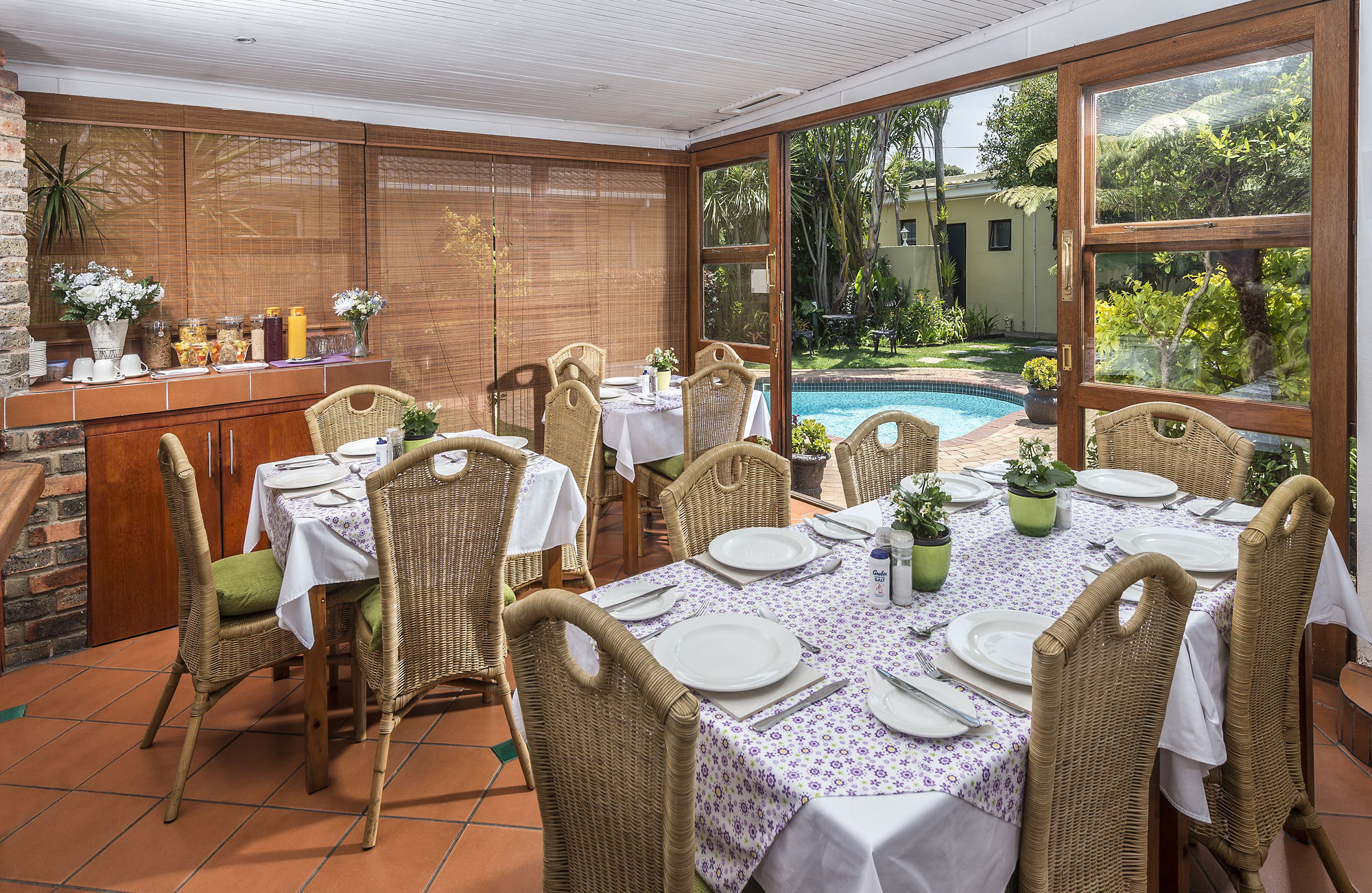 Algoa Guest House Summerstrand Port Elizabeth Exterior photo