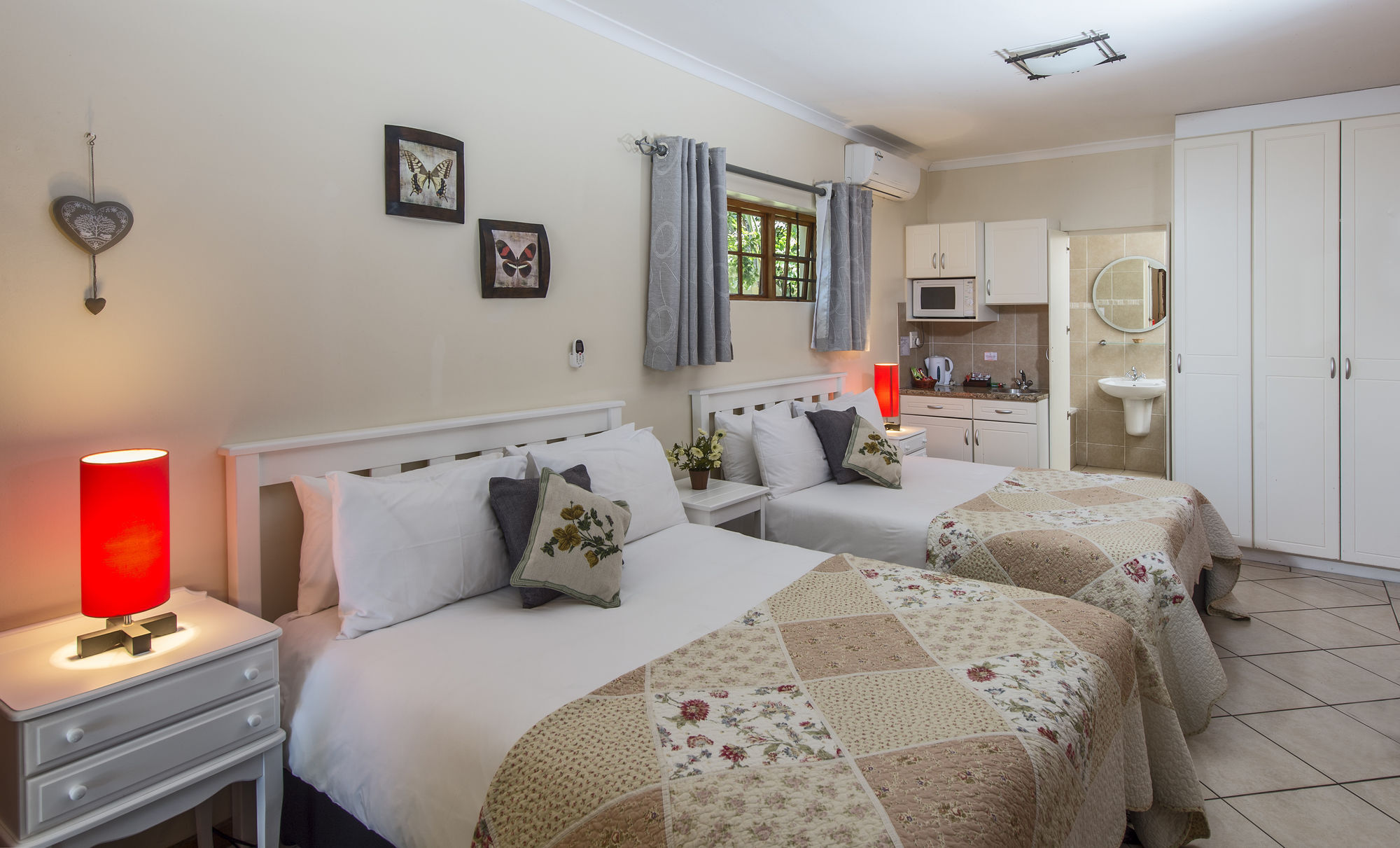 Algoa Guest House Summerstrand Port Elizabeth Exterior photo