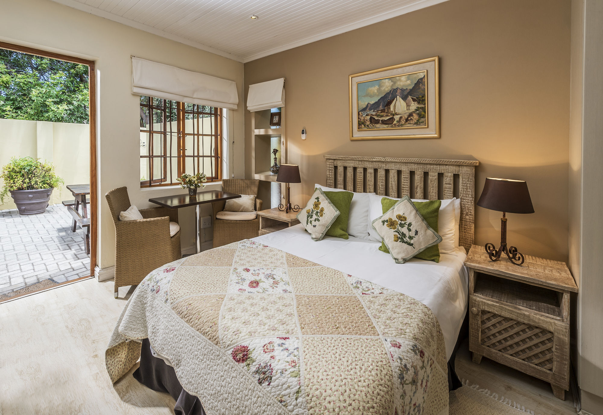 Algoa Guest House Summerstrand Port Elizabeth Exterior photo